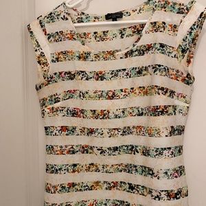 The Limited floral pattern top in symmetrical lines